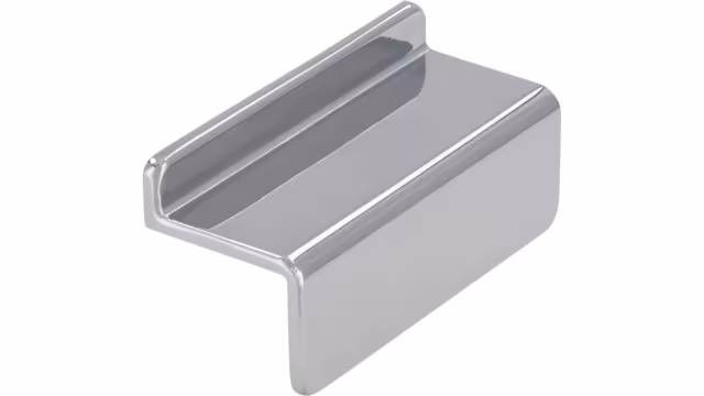 Griffleiste Niebüll Druckguss chrom glänzend - 50 mm lang vor weißem Hintergrund