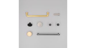 Haken Bobenheim-Roxheim Druckguss schwarz matt pulverbeschichtet - 17 mm lang  vor weißem Hintergrund