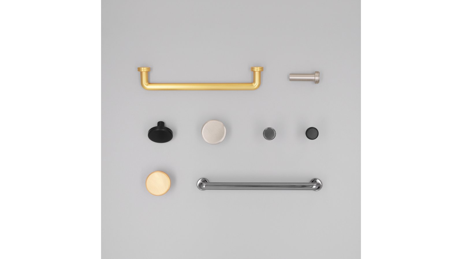 Haken Bobenheim-Roxheim Druckguss schwarz matt pulverbeschichtet - 17 mm lang  vor weißem Hintergrund