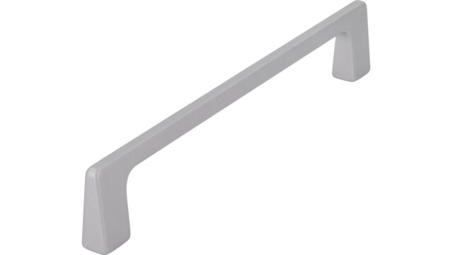 Griff Bad Wildbad Druckguss alufarbig pulverbeschichtet - 139 mm lang vor weißem Hintergrund