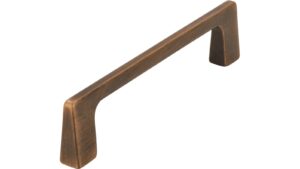 Griff Bad Wildbad Druckguss messing schwarz gebürstet - 107 mm lang  vor weißem Hintergrund