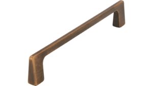 Griff Bad Wildbad Druckguss messing schwarz gebürstet - 139 mm lang  vor weißem Hintergrund