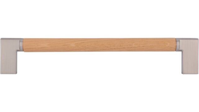 Griff Nieder-Olm Druckguss - Holz eiche natur lackiert edelstahleffekt - 174 mm lang  vor weißem Hintergrund