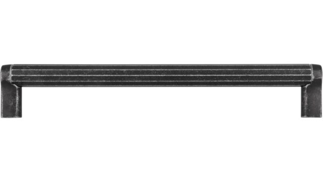 Griff Ruppichteroth Aluminium - Druckguss eisenfarbig getrommelt matt eisenfarbig getrommelt matt - 174 mm lang  vor weißem Hintergrund
