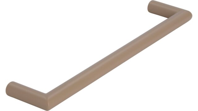 Griff Schlitz Druckguss Beigebraun - 136 mm lang  vor weißem Hintergrund