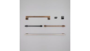 Knopf Höchst Druckguss schwarz matt pulverbeschichtet - 20 mm lang  vor weißem Hintergrund