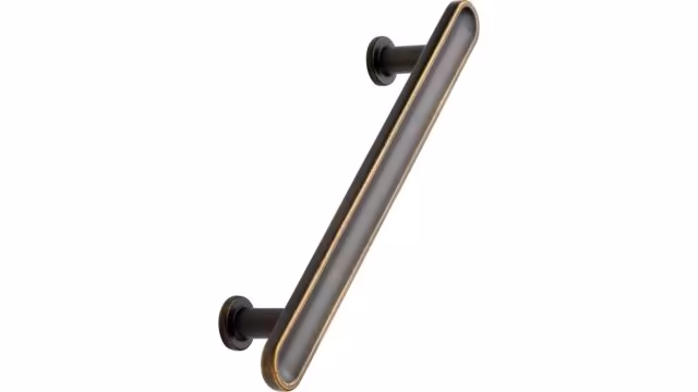 Griff CHATEAU Zink - Braun antik - 180 mm lang  vor weißem Hintergrund
