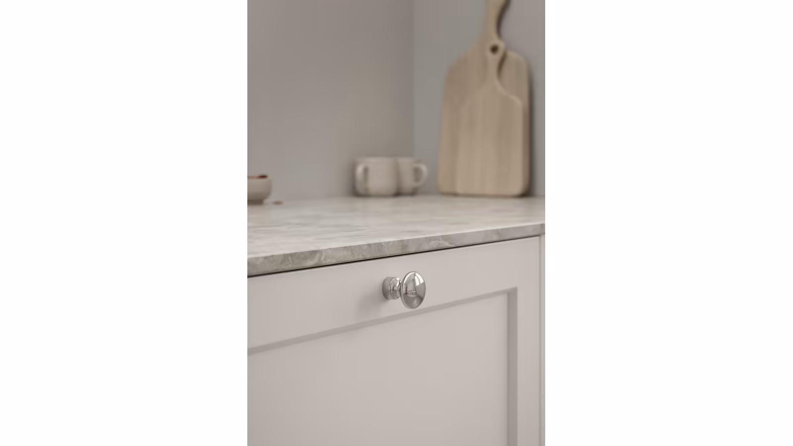 Moebelknopf-BARON-nickel-Zinkdruckguss-laenge-32-FP-001596-anwendung-2 Knopf BARON Zink - Glanz Nickel - 32 mm lang vor weißem Hintergrund