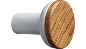 Knopf BIS-KNOB Eiche FSC 100%-Zink - Lackiert/Matt weiss NCS 0500 - 24 mm lang vor weißem Hintergrund