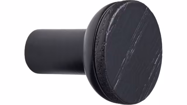 Knopf BIS-KNOB Eiche FSC 100%-Zink - Schwarz gebeizt/Schwarz matt - 24 mm lang vor weißem Hintergrund