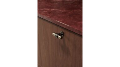 Knopf BOND-KNOB Aluminium-Zink - Antique brown/Fein gebürstetes Messing - 50 mm lang  vor weißem Hintergrund