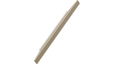 Griffleiste FACET Aluminium - Mattiertes Messing - 220 mm lang vor weißem Hintergrund