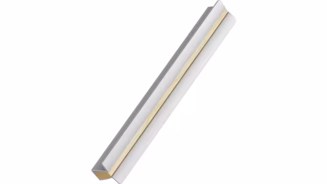 Griffleiste PAPILLON Aluminium-Eiche FSC 100% - Lackiert/Edelstahloptik - 200 mm lang  vor weißem Hintergrund