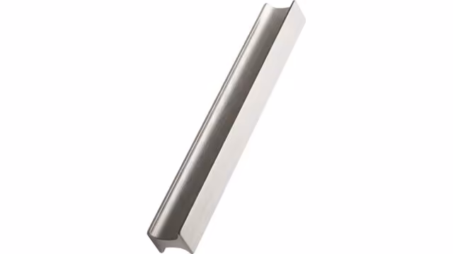 Griffleiste TRACK Aluminium - Edelstahloptik - 200 mm lang  vor weißem Hintergrund