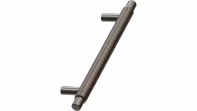 Griff MANOR-LONG Aluminium-Zink - Mattbronze - 694 mm lang  vor weißem Hintergrund