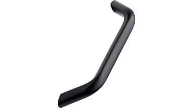 Griff SPACE Aluminium - Schwarz pulverbeschichtet - 145 mm lang vor weißem Hintergrund