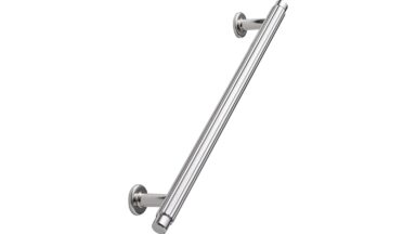Griff VILLA-LONG Aluminium-Zink - Glanz Nickel - 690 mm lang  vor weißem Hintergrund