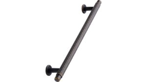 Griff VILLA Zink - Braun antik - 242 mm lang  vor weißem Hintergrund