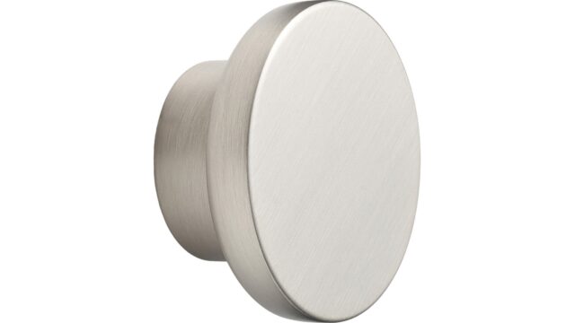 Knopf CIRCLE Zink - Edelstahloptik - 50 mm lang vor weißem Hintergrund