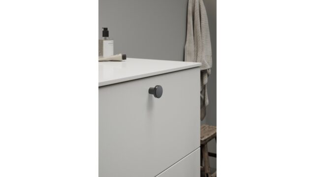 Knopf DOT Zink - Gun-metal - 30 mm lang  vor weißem Hintergrund