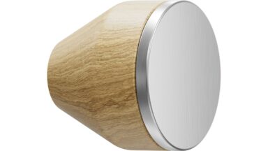 Knopf MELURA Eiche FSC 100%-Stahl - Lackiert/Edelstahl - 30 mm lang vor weißem Hintergrund