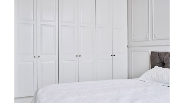 Knopf VILLA-ROUND Zink - Glanz Nickel - 30 mm lang  vor weißem Hintergrund