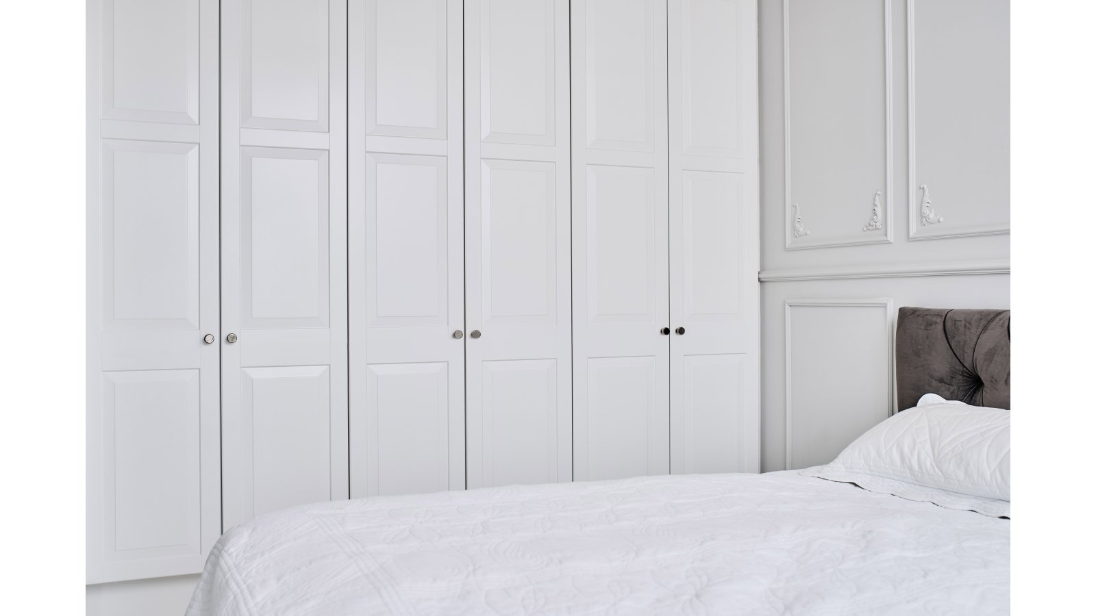 Moebelknopf-VILLA-ROUND-nickel-Zinkdruckguss-laenge-30-FP-000929-anwendung-9 Knopf VILLA-ROUND Zink - Glanz Nickel - 30 mm lang vor weißem Hintergrund