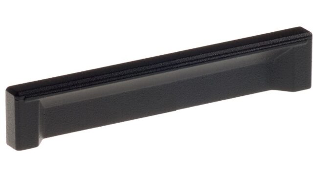 Griffleiste Bad Bevensen Metall - Schwarz Struktur Pulverbeschichtung - 108 mm lang vor weißem Hintergrund