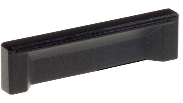 Griffleiste Bad Bevensen Metall - Schwarz Struktur Pulverbeschichtung - 74 mm lang  vor weißem Hintergrund