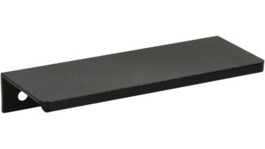 Griffleiste Barleben aluminium - Schwarz Struktur Pulverbeschichtung - 116 mm lang vor weißem Hintergrund