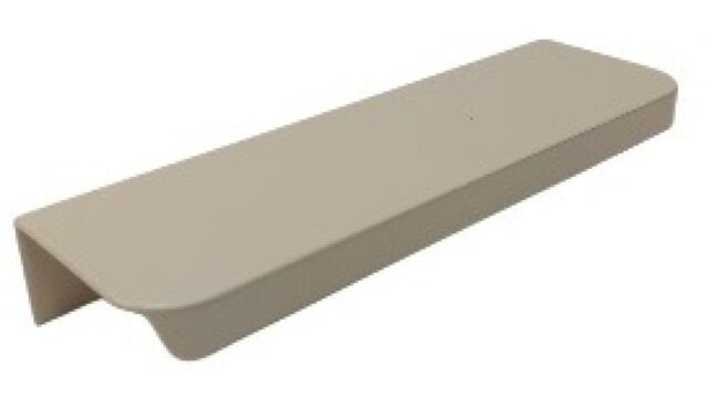 Griffleiste Breckerfeld aluminium - Beige matt Pulverbeschichtung PBA Radius R10 - 116 mm lang vor weißem Hintergrund
