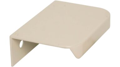 Griffleiste Breckerfeld aluminium - Beige matt Pulverbeschichtung PBA Radius R10 - 52 mm lang vor weißem Hintergrund