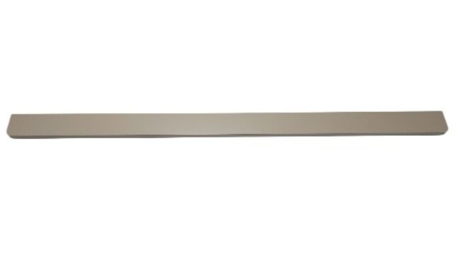 Griffleiste Breckerfeld aluminium - Beige matt Pulverbeschichtung PBA Radius R10 - 628 mm lang vor weißem Hintergrund