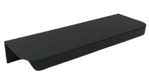 Griffleiste Breckerfeld aluminium - Schwarz matt pulverbeschichtet B50 Radius R10 - 116 mm lang  vor weißem Hintergrund