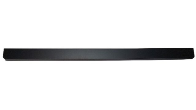 Griffleiste Breckerfeld aluminium - Schwarz matt pulverbeschichtet B50 Radius R10 - 628 mm lang  vor weißem Hintergrund