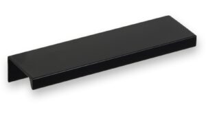 Griffleiste Schaafheim aluminium - Schwarz seidenmatt Pulverbeschichtung - 116 mm lang vor weißem Hintergrund