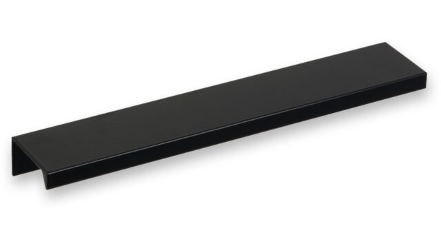 Griffleiste Schaafheim aluminium - Schwarz seidenmatt Pulverbeschichtung - 180 mm lang  vor weißem Hintergrund