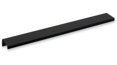 Griffleiste Schaafheim aluminium - Schwarz seidenmatt Pulverbeschichtung - 276 mm lang vor weißem Hintergrund