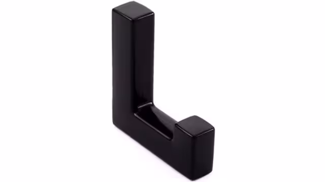 Haken Mittenwalde Metall - Schwarz seidenmatt Pulverbeschichtung - 44 mm lang vor weißem Hintergrund