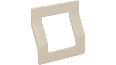 Griff Bad Ems Metall - Beige matt Pulverbeschichtung - 80 mm lang vor weißem Hintergrund