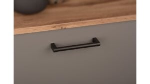 Griff Dörverden Metall - Schwarz matt Pulverbeschichtung - 138 mm lang  vor weißem Hintergrund