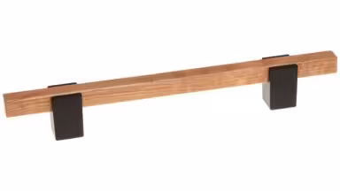 Griff Elsenfeld Metall - Schwarz matt Pulverbeschichtung + Holz - 229 mm lang vor weißem Hintergrund