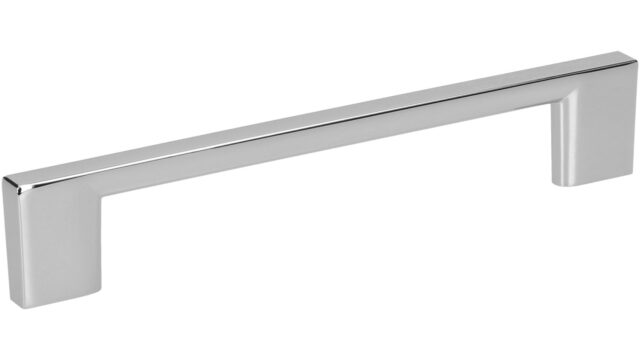 Griff Eslohe Metall - Chrom glänzend galvanisiert - 150 mm lang  vor weißem Hintergrund