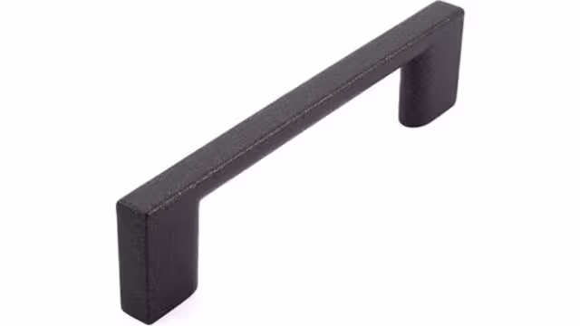 Griff Eslohe Metall - Graphit Marone Pulverbeschichtung - 113 mm lang  vor weißem Hintergrund