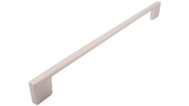 Griff Eslohe Metall - Nickel matt galvanisiert - 290 mm lang vor weißem Hintergrund