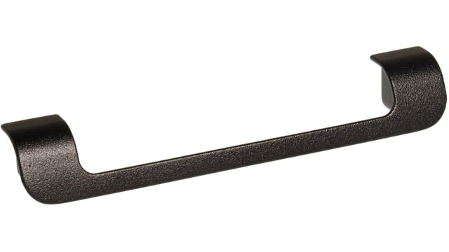 Griff Kösching Metall - Schwarz Struktur Pulverbeschichtung - 184 mm lang vor weißem Hintergrund
