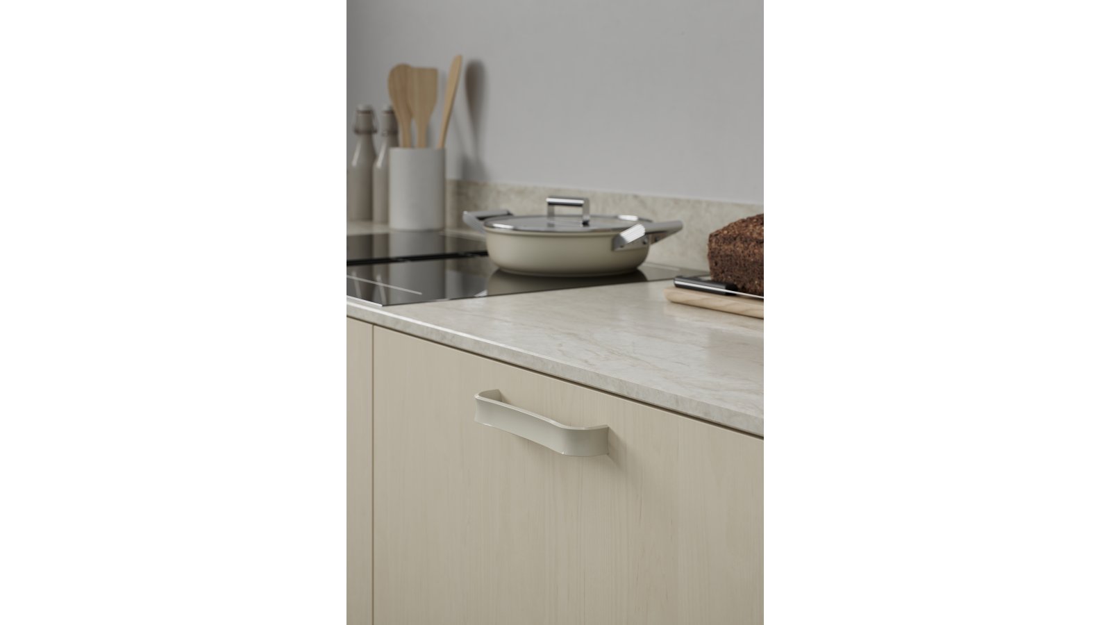 Griff RIBBON Zink - Beige - 175 mm lang  vor weißem Hintergrund