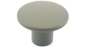 Knopf Hainichen Metall - Olivgrau Pulverbeschichtung - 32 mm lang  vor weißem Hintergrund