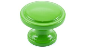 Knopf Nittendorf Metall - Grün seiden glänzend Pulverbeschichtung - 30 mm lang  vor weißem Hintergrund