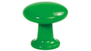 Knopf Wertingen Metall - Grün seiden glänzend Pulverbeschichtung - 25 mm lang  vor weißem Hintergrund